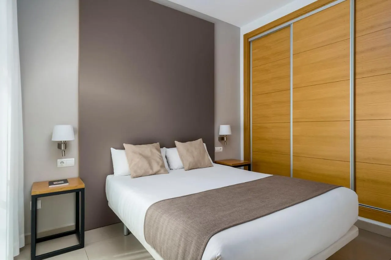 *** Aparthotel Suites Del Pintor Malaga Spain