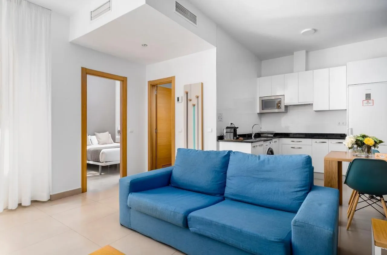 Suites Del Pintor Malaga Aparthotel