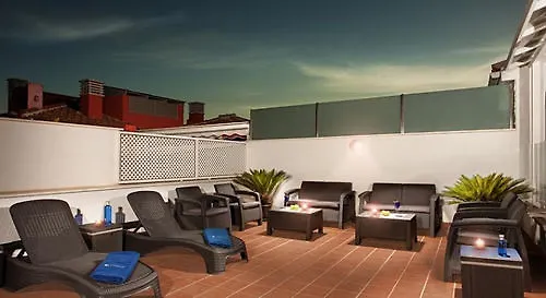 Suites Del Pintor Malaga Aparthotel